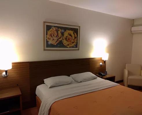 Master Plaza Hotel Barbacena Bagian luar foto